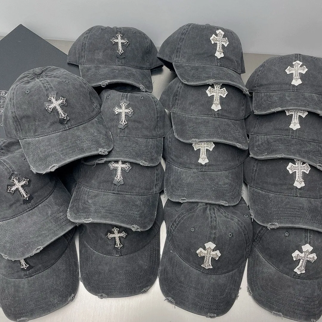 Crowe heart-breaking single style distressed hole baseball cap